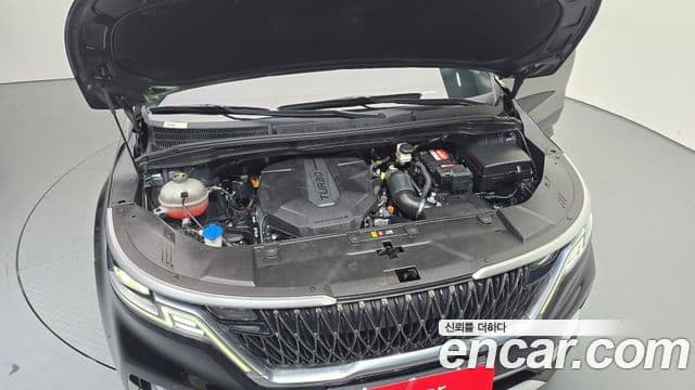 Kia Carnival 2021 — Фото 6/20