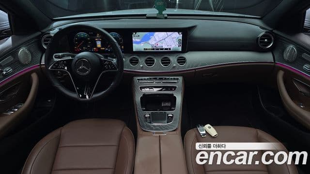 Mercedes-Benz E-Class 2023 — Фото 7/20