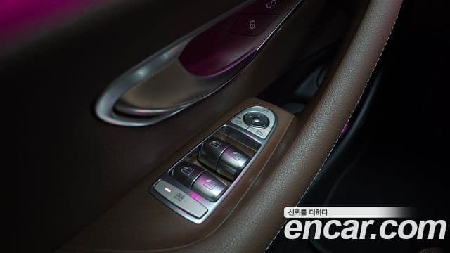 Mercedes-Benz E-Class 2023 — Şəkil 21/34