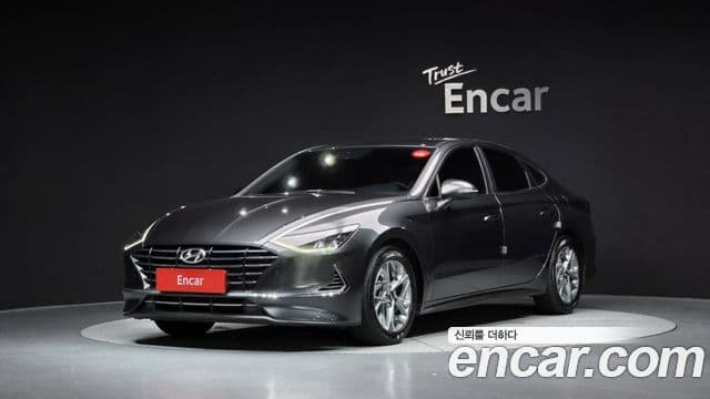 Hyundai Sonata 2022 — Фото 1/20