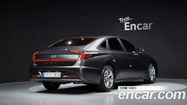 Hyundai Sonata 2022 — Фото 2/20