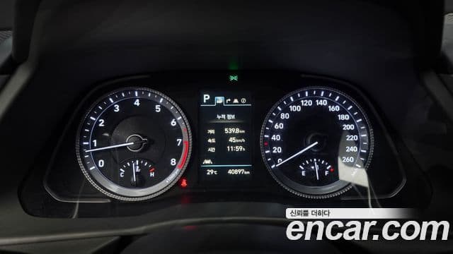 Hyundai Sonata 2022 — Фото 8/20