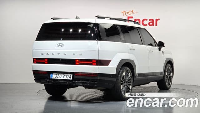 Hyundai Santa Fe 2025 — Фото 2/20