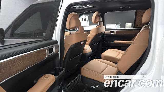 Hyundai Santa Fe 2025 — Фото 11/20