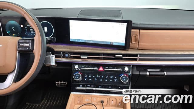 Hyundai Santa Fe 2025 — Фото 13/20