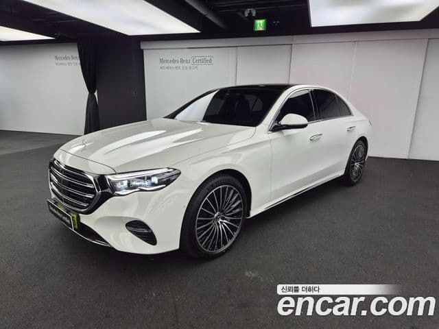 Mercedes-Benz E-Class 2026 — Photo 2/20