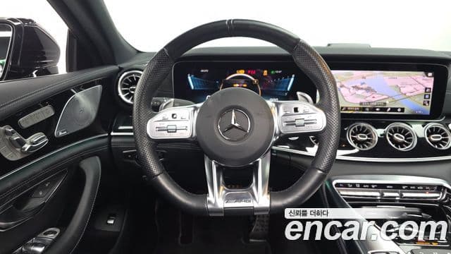 Mercedes-Benz AMG GT 2021 — Фото 12/20