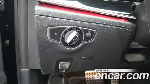 Mercedes-Benz AMG GT 2021 — Şəkil 6/32