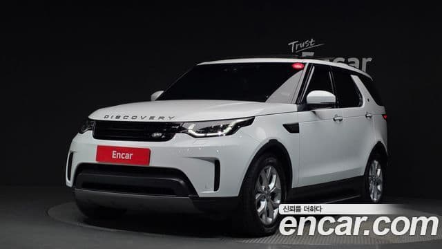 Land Rover Discovery 5 2019 — ფოტო 15/20