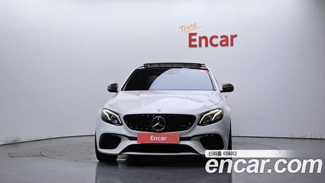 Mercedes-Benz E-Class 2019 — Фото 3/20
