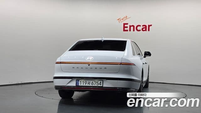 Hyundai Grandeur 2025 — Фото 4/20