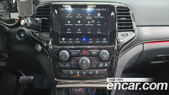 Jeep Grand Cherokee 2021 — Фото 12/20