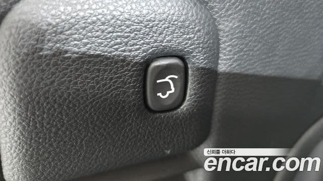 Jeep Grand Cherokee 2021 — Фото 15/20