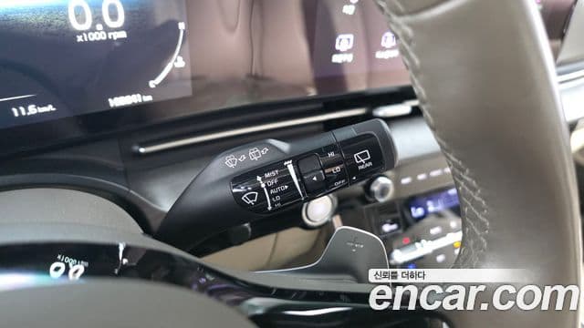 Kia Carnival 2021 — Фото 17/20
