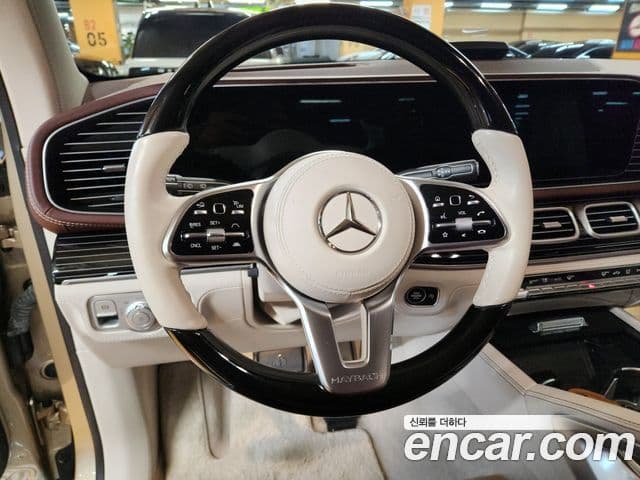 Mercedes-Benz GLS-Class 2023 — Фото 11/20
