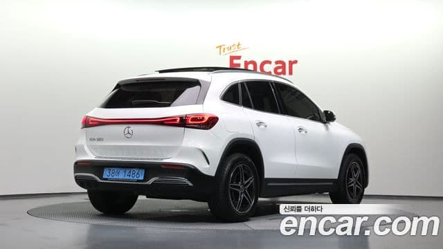 Mercedes-Benz EQA 2023 — ფოტო 32/32
