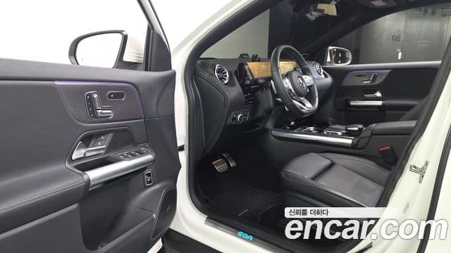 Mercedes-Benz EQA 2023 — ფოტო 24/32