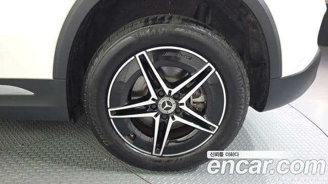 Mercedes-Benz EQA 2023 — ფოტო 22/32