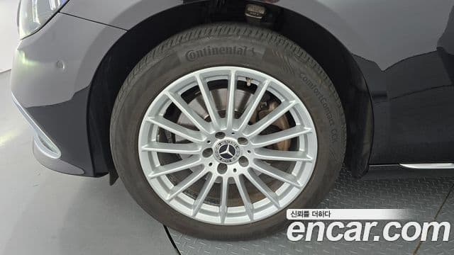 Mercedes-Benz E-Class 2021 — Şəkil 5/30