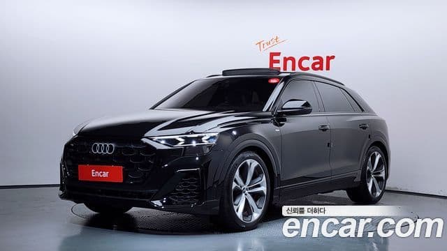 Audi Q7 2025 — Фото 1/20
