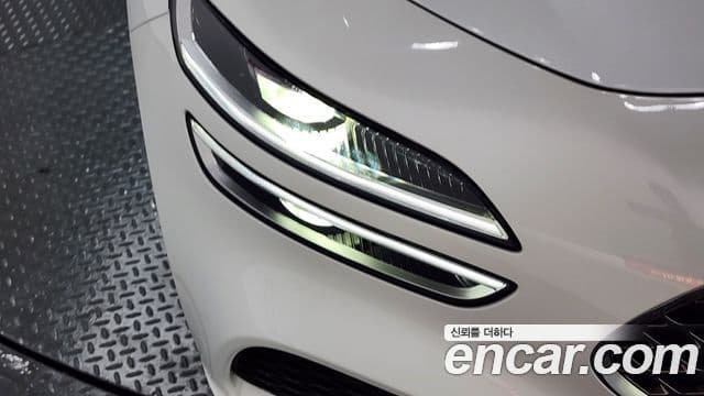 Genesis G70 2023 — Şəkil 25/34