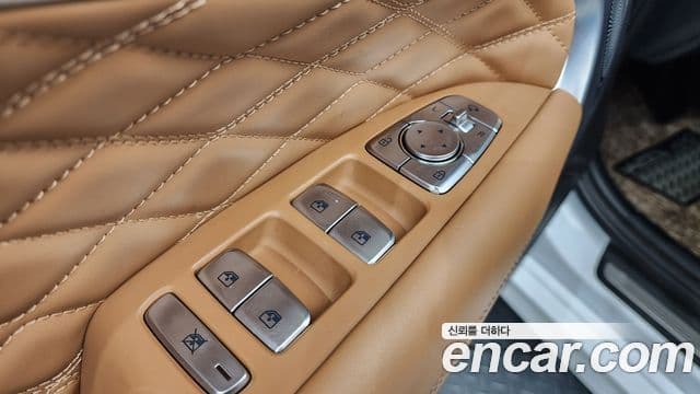 Genesis G70 2023 — Şəkil 12/34