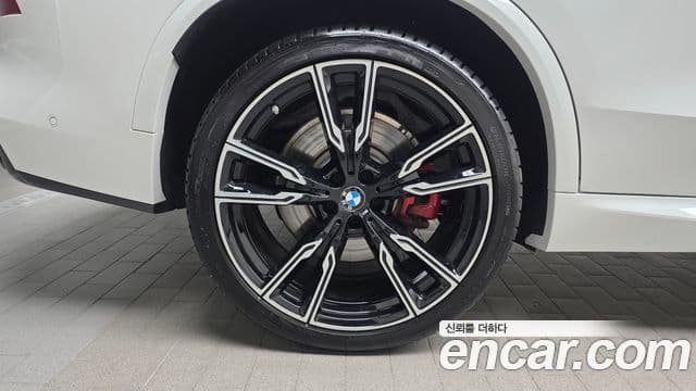 BMW X5 2025 — Photo 11/38