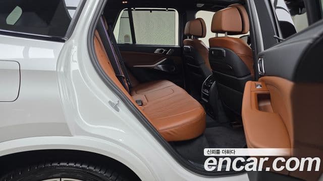 BMW X5 2025 — Photo 6/38