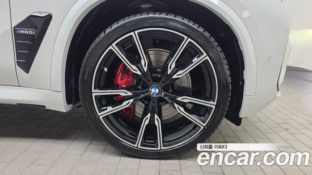 BMW X5 2025 — Photo 22/38