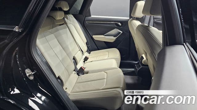 Audi Q3 2023 — Фото 11/20