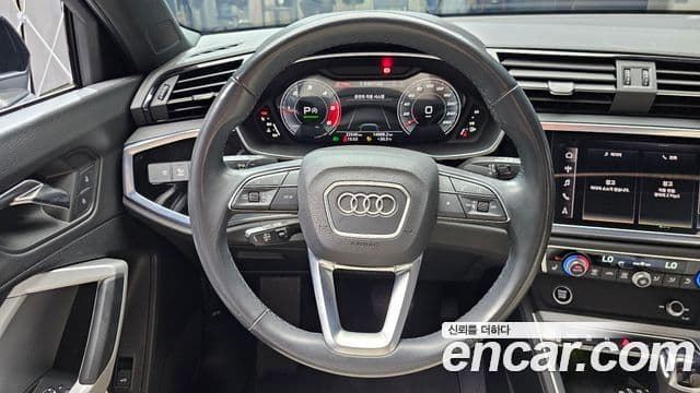 Audi Q3 2023 — Фото 13/20