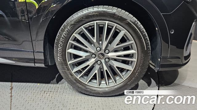 Audi Q3 2023 — Photo 18/31