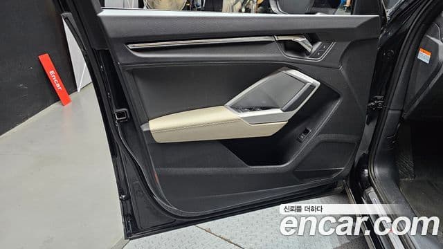 Audi Q3 2023 — Photo 21/31