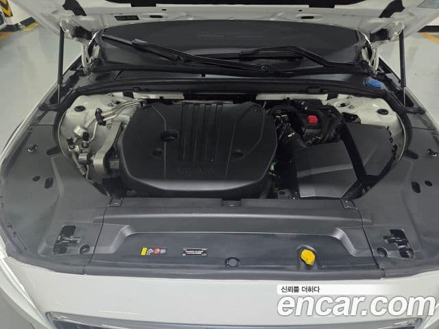 Volvo V90 Cross Country 2020 — ფოტო 5/14