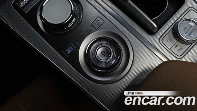 Genesis GV80 2023 — Фото 9/20