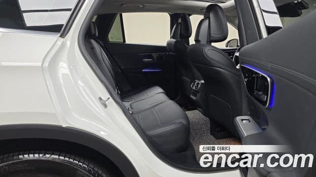 Mercedes-Benz GLC-Class 2023 — Фото 11/20