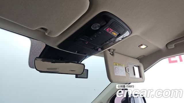 Kia Carnival 2020 — Фото 14/20