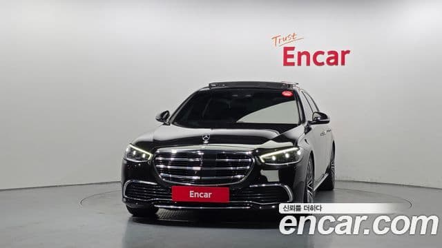 Mercedes-Benz S-Class 2021 — Photo 17/35