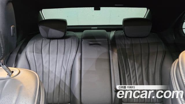 Mercedes-Benz S-Class 2021 — Photo 32/35