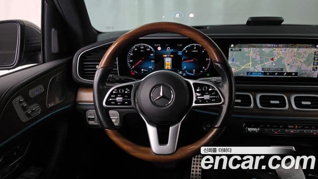 Mercedes-Benz GLS-Class 2021 — Фото 13/20