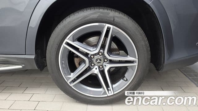 Mercedes-Benz GLS-Class 2021 — Şəkil 17/34