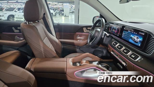 Mercedes-Benz GLE-Class 2026 — Фото 18/20