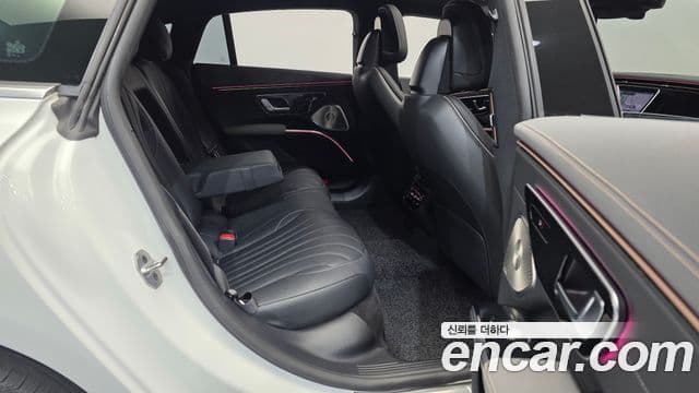 Mercedes-Benz EQS 2022 — ფოტო 19/32