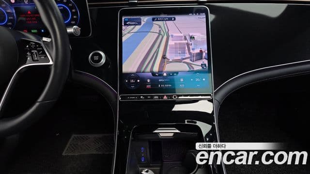 Mercedes-Benz EQS 2022 — ფოტო 13/32