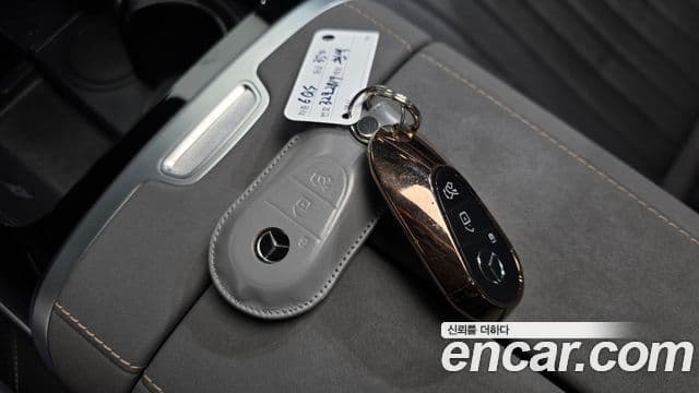 Mercedes-Benz EQS 2022 — ფოტო 21/32