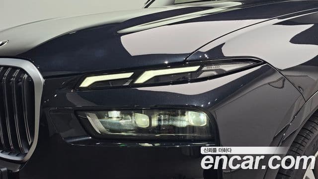 BMW X7 2024 — Şəkil 23/35
