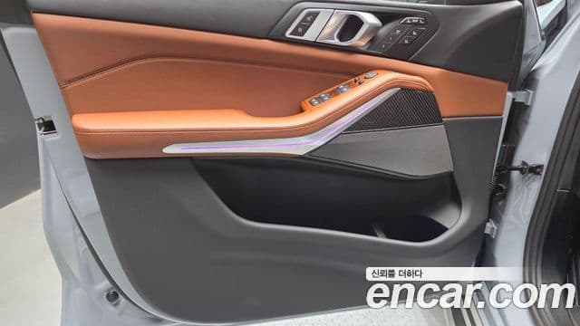BMW X7 2025 — Photo 11/30