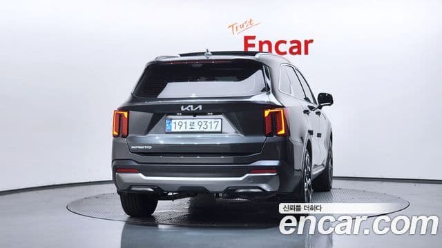 Kia Sorento 2024 — Фото 4/20