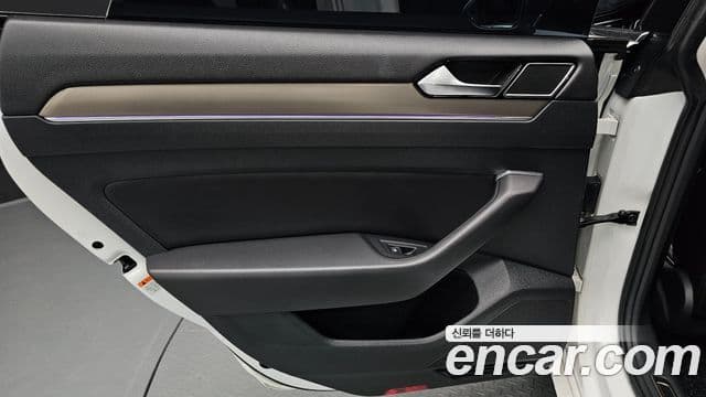 Volkswagen Arteon 2020 — Photo 22/37