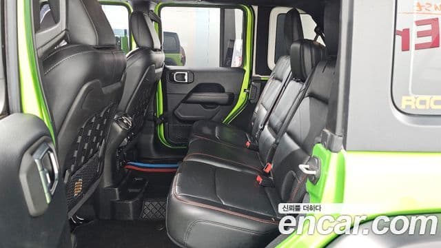 Jeep Wrangler 2018 — Şəkil 4/20